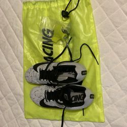 Zoom Rival S 9 track