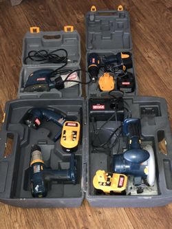 10 piece Ryobi tool set