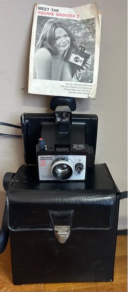 Vintage Polaroid Land Square Shooter 2 Instant Film Camera w/ Case