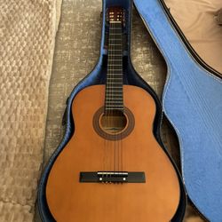 Acoustic Guitar - Lotus LC-30 w/Case