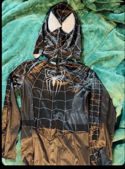 Spider-Man Black Venom Kids Costume - 48” in length from shoulder to top of foot $10