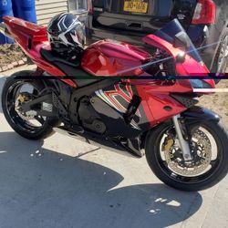 2004 CBR600RR 