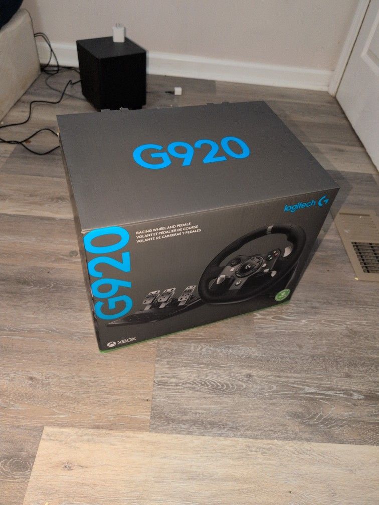 LOGITECH G920 Racing Wheel