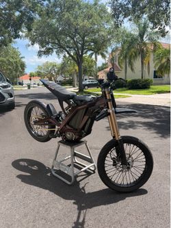 2025 surron LBX