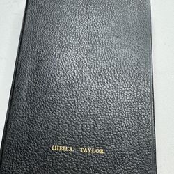 Vintage 1953 Bible, Old and New Testaments, Revised Standard Version. Thomas Nelson & Sons.