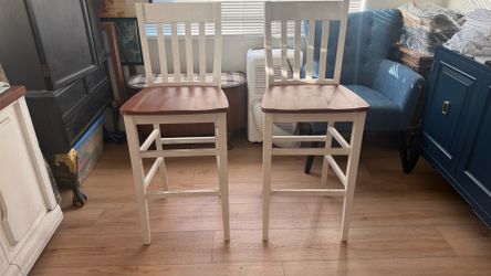 2 x Bar Stools - Good Condition