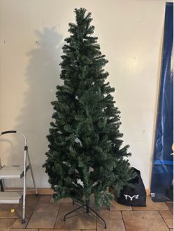 Christmas Tree with Gray Ornaments