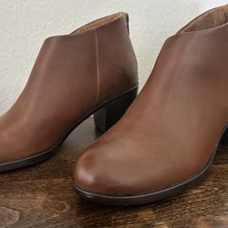 Ankle Boots Like New 