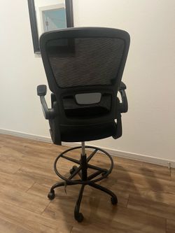 Tall Ergonomic Mesh Drafting Chair / Standing Desk Office Chair (Flip-Up Arms)