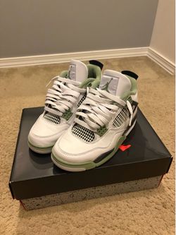Jordan 4 Retro Seafoam, Women’s Size 5, Barely Used