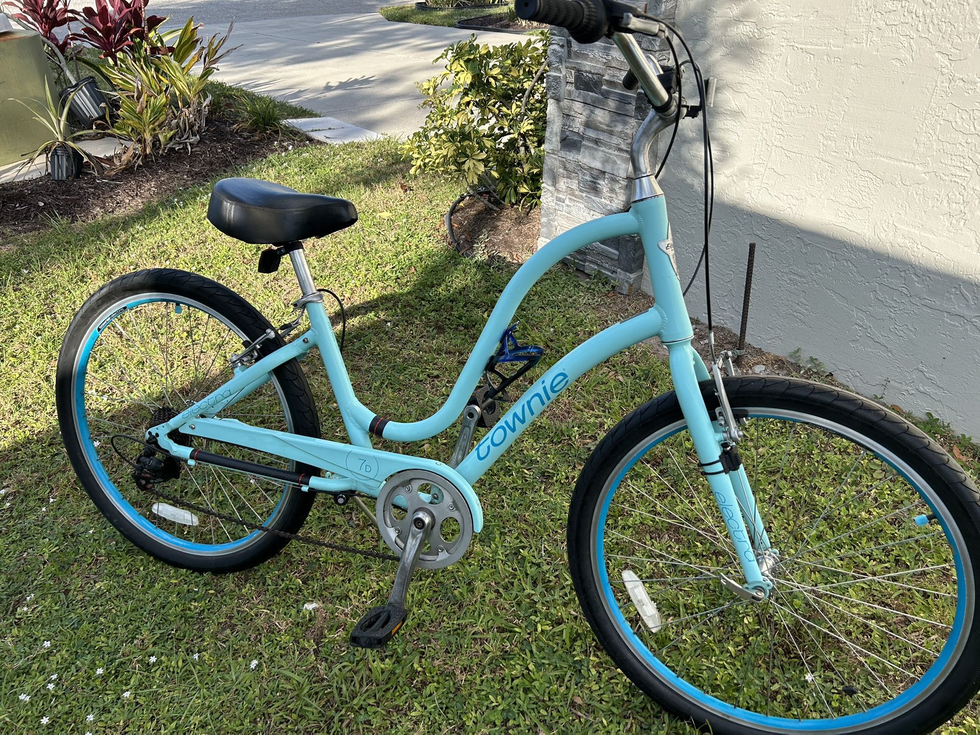 Electra Townie 7 D Pedal Foward Cruiser Bicycle