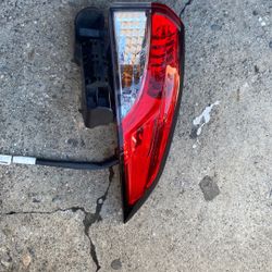 2020-2022 Toyota Corolla Tail Light 