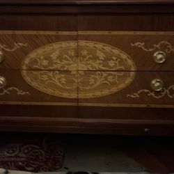 Antique italian Anlaid Furniture 56 X22