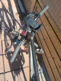 1 UP E bike v2 black
