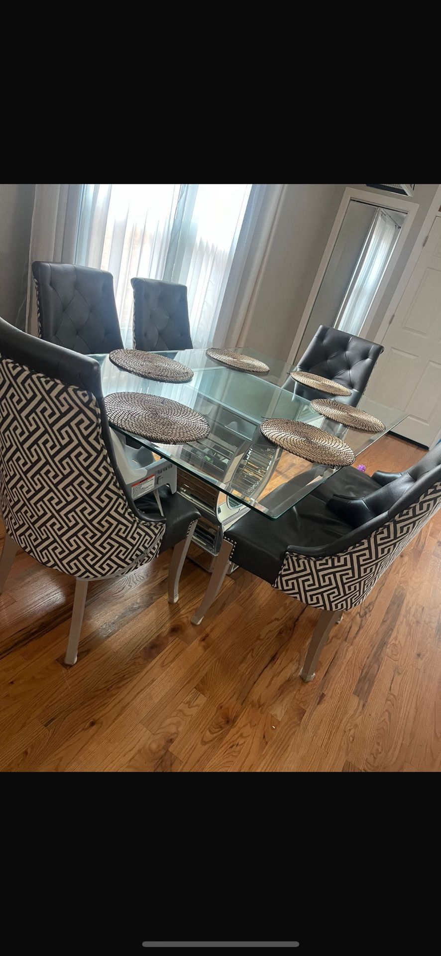 Dinning Table