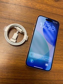 iPhone 15 128GB Unlocked AT&T T-mobile Metro Cricket