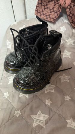 Dr martens girls