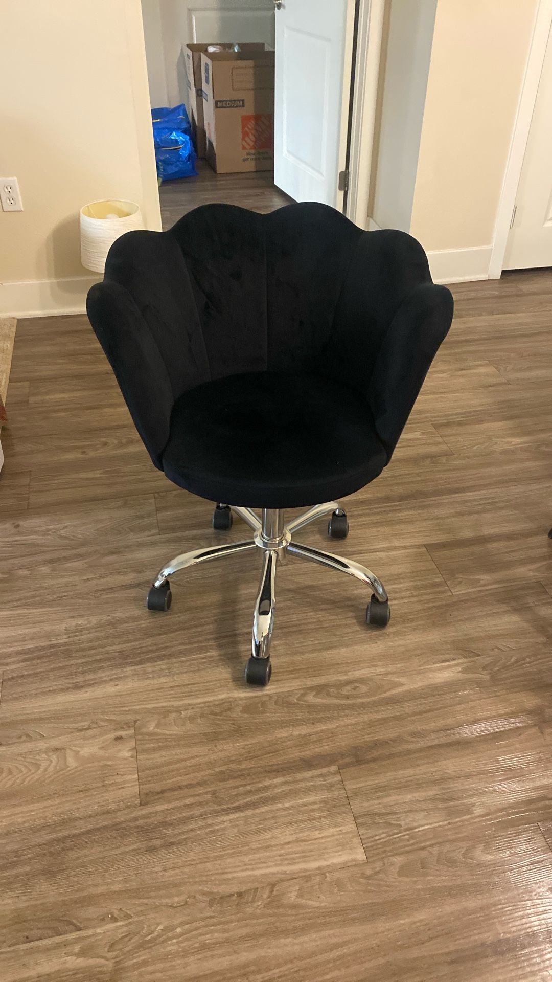 MUST GO BY WEDNESDAY - Cushioned Desk Chair