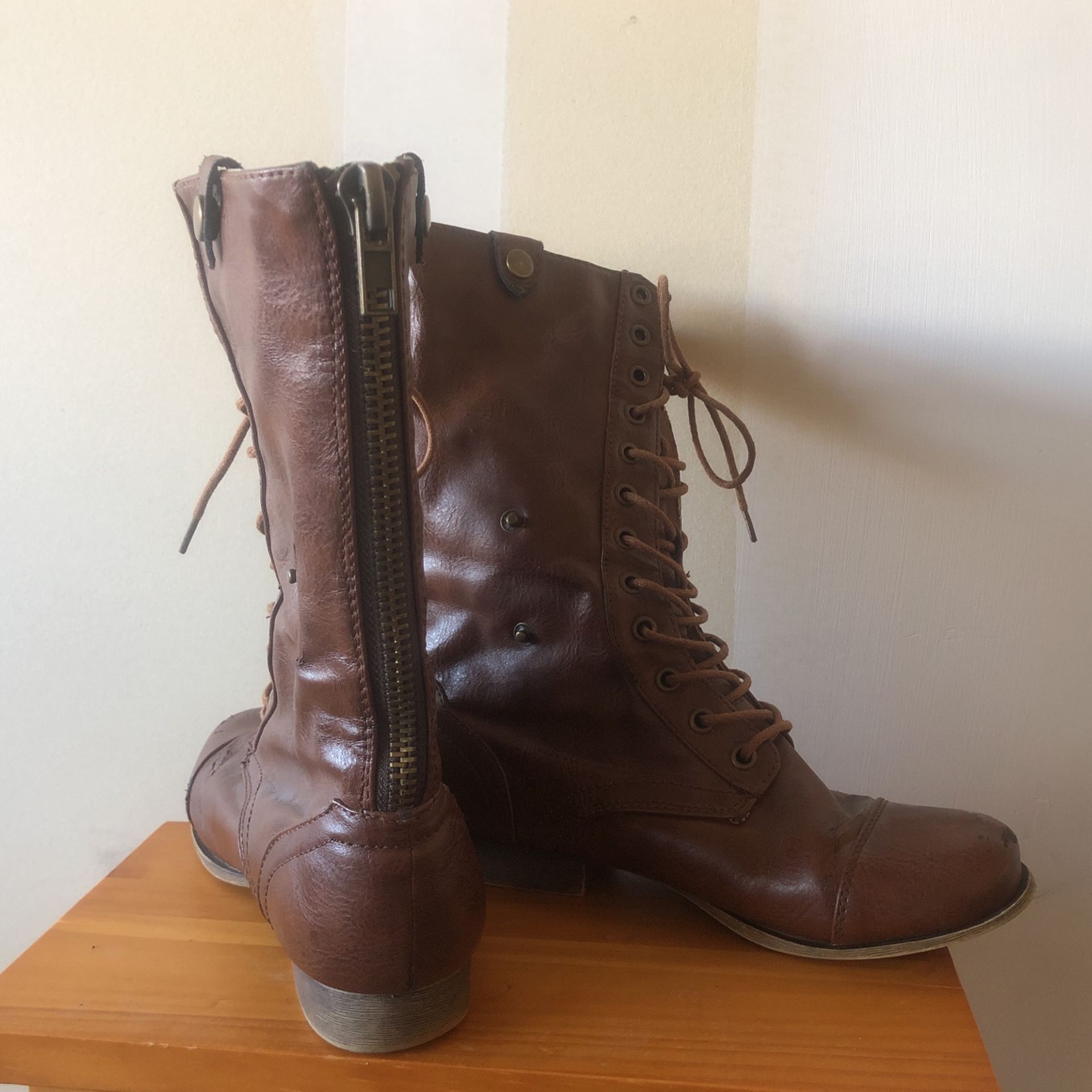 Womens Boots