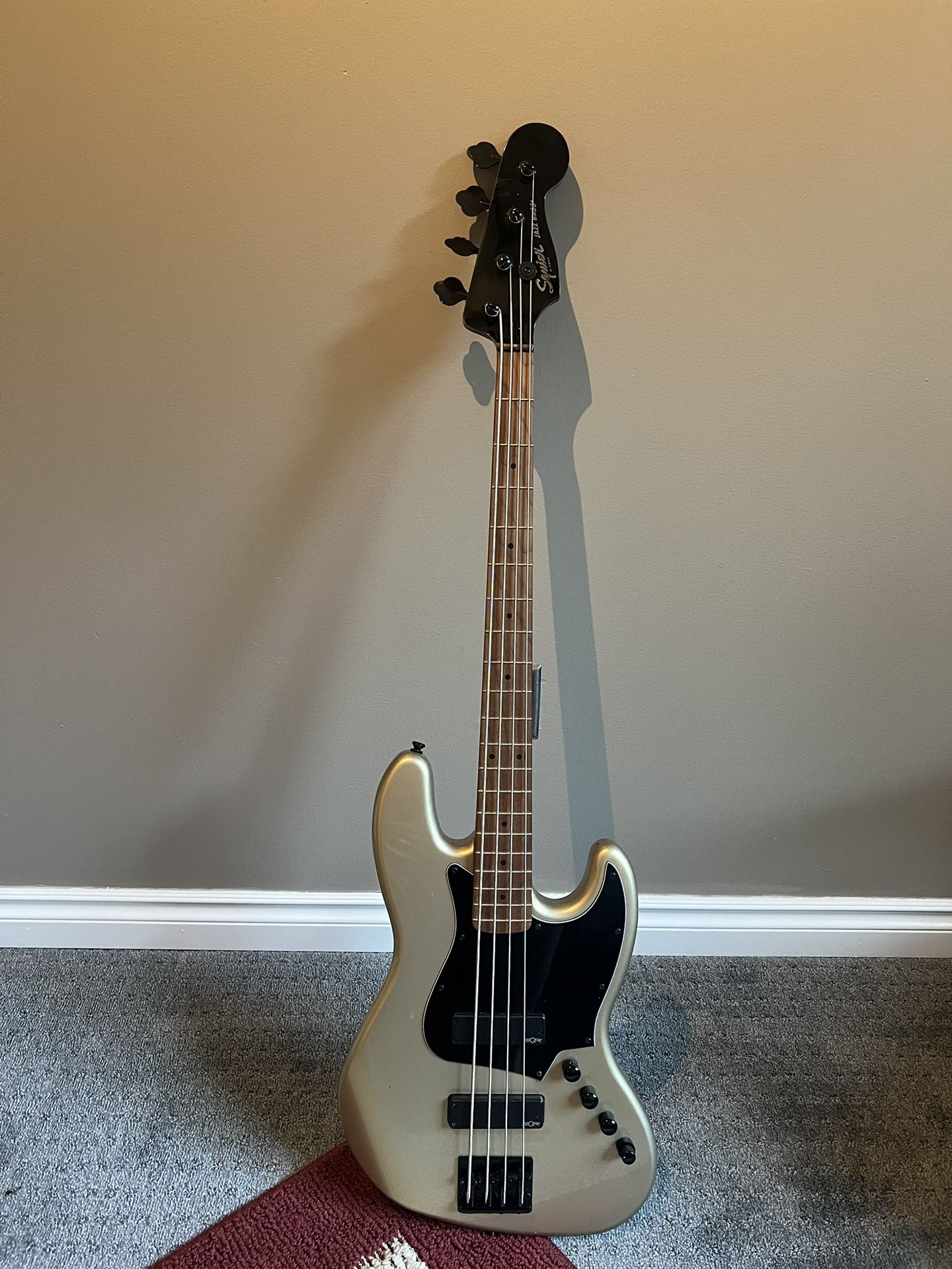 Squier Contemporary Bass 