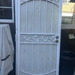 Puerta De Seguridad De 36”