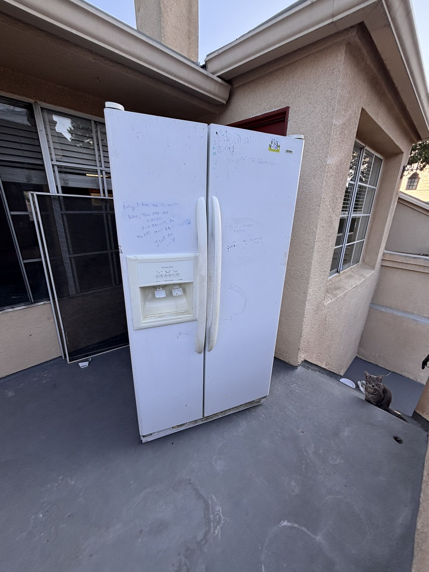 Stove, microwave oven
