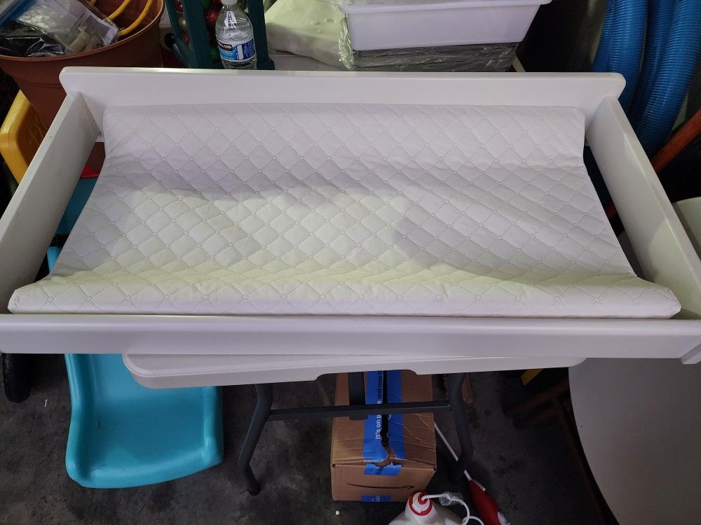 Changing table topper for dresser
