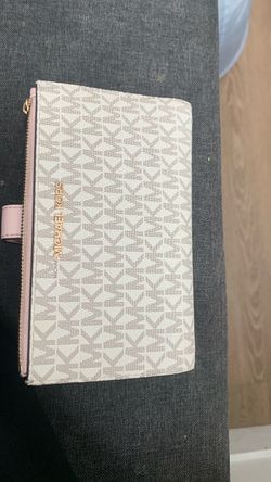 Michael Kors Monogram Zip Wallet