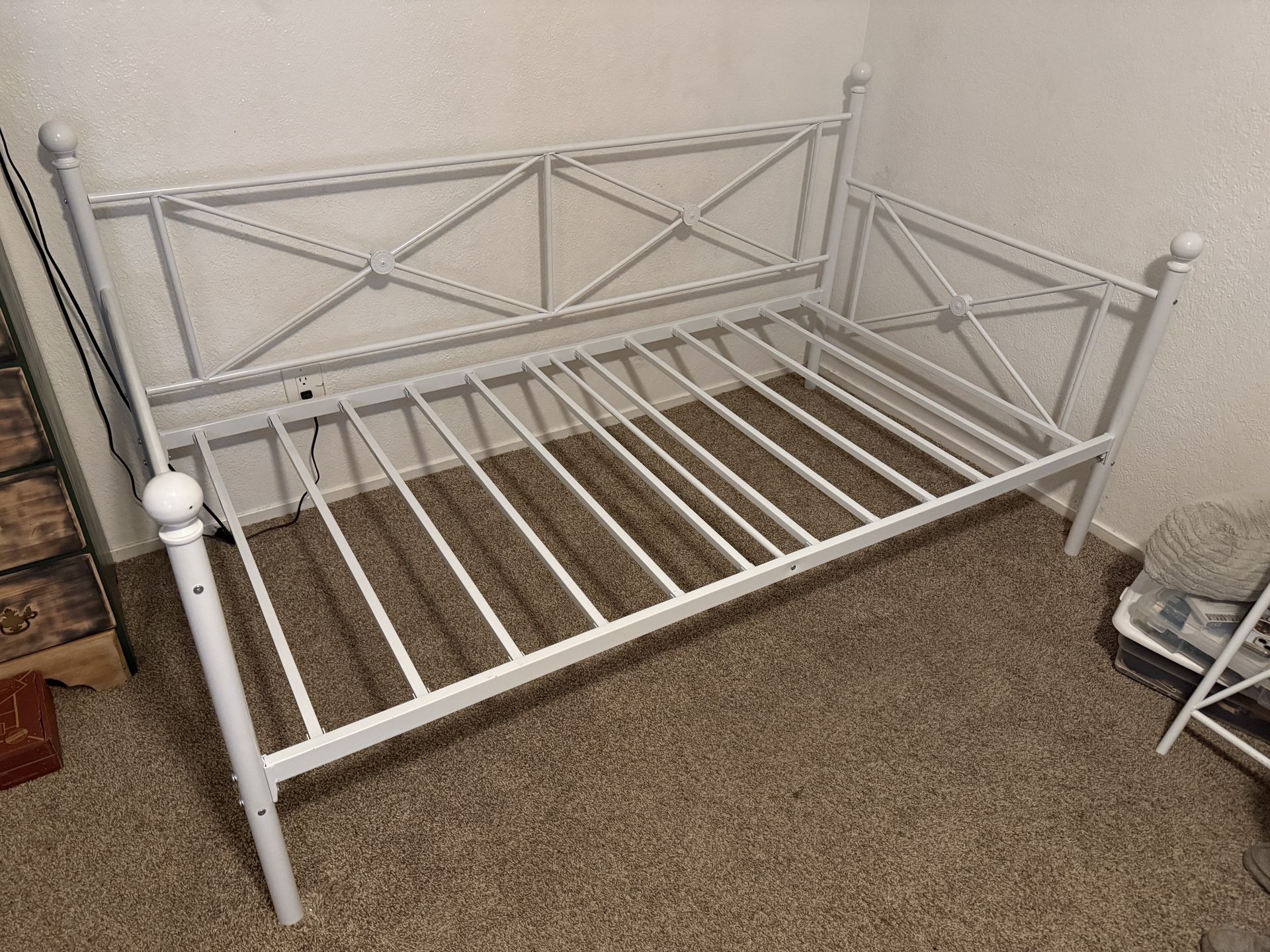 Twin Bed Frame(s)
