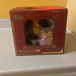 Charizard EX Collectors Box