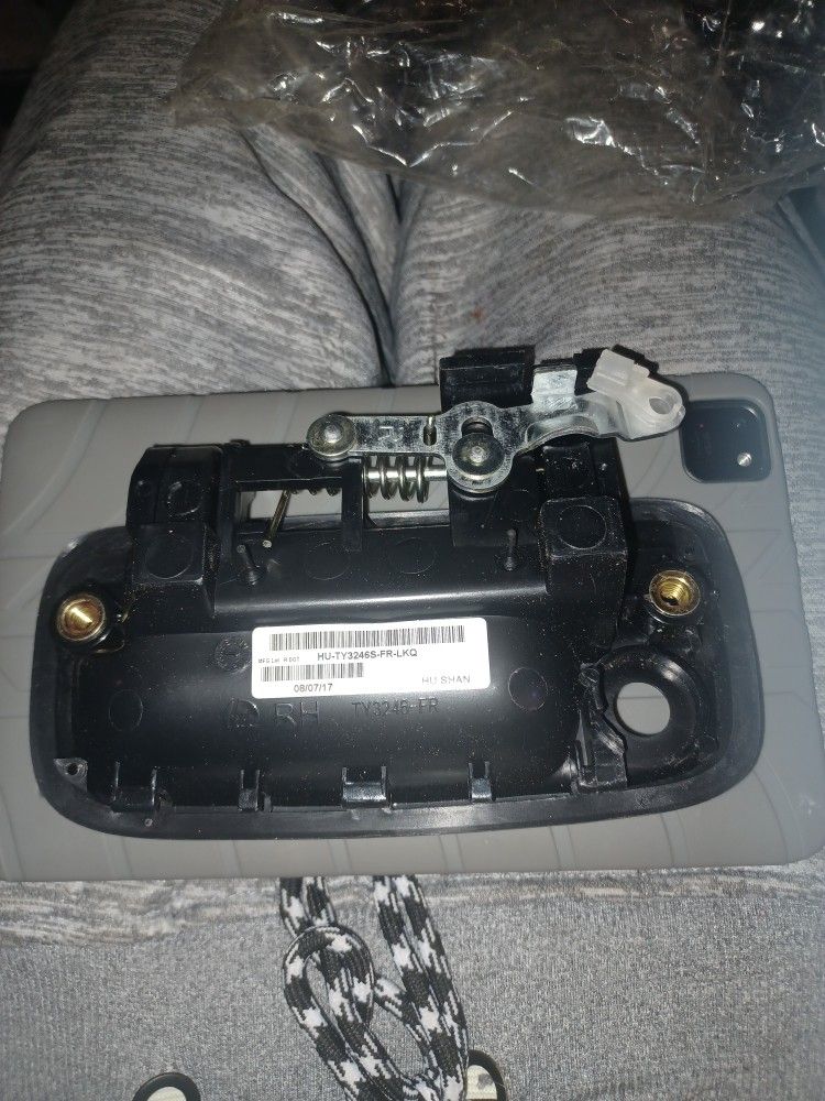 Am auto Parts 95-04 Toyota Driver For Handle