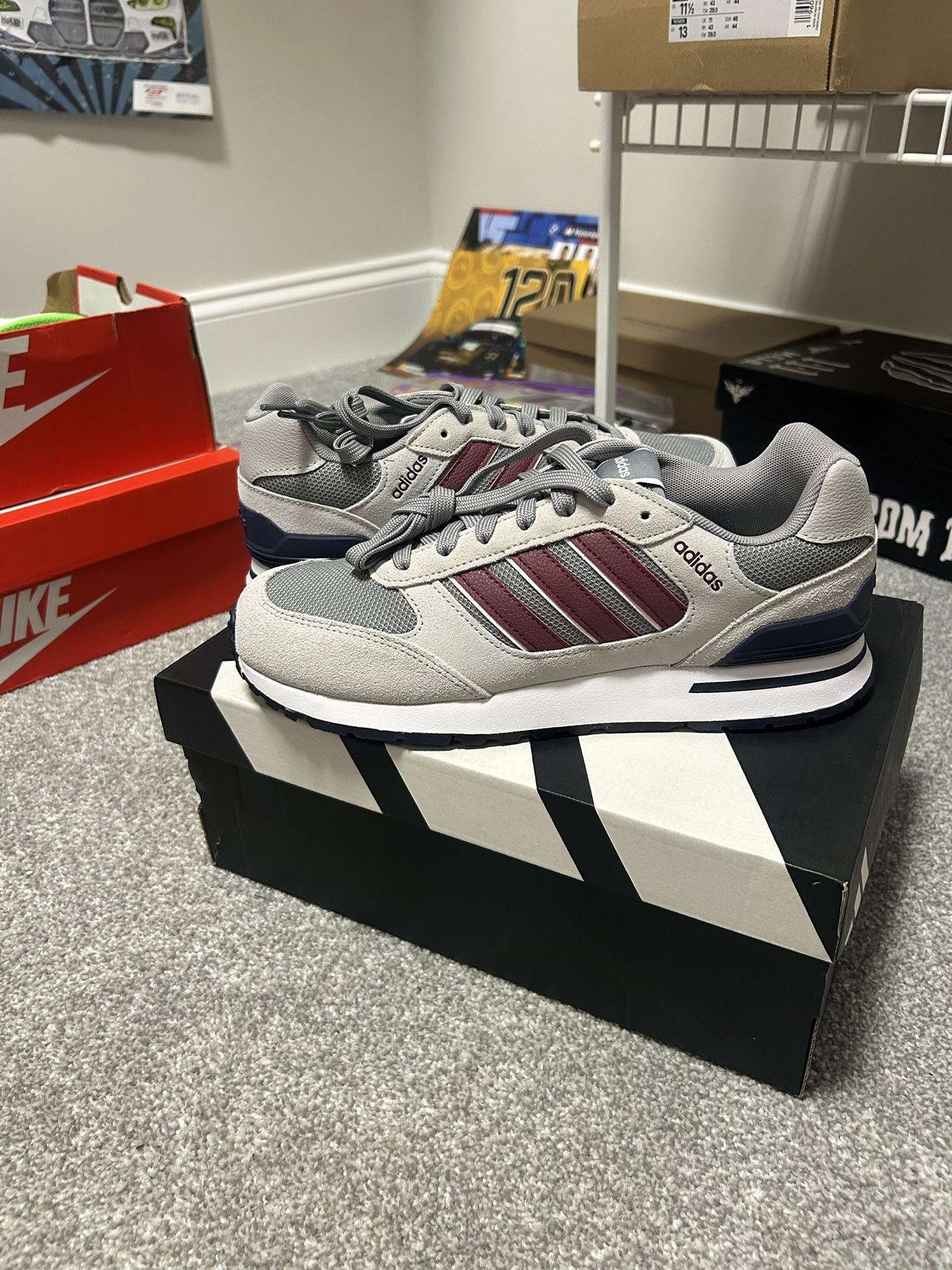 Adidas Run 80s 'Grey Shadow Red' (7.5M, 8.5W)