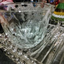 Federal Glass Company  2 Plates 2 Cups 