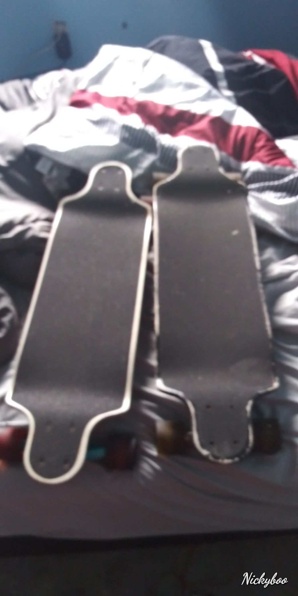 I'm selling 3 skate boards for $ 180