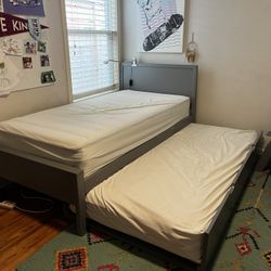 Twin Bed With Trundle 
