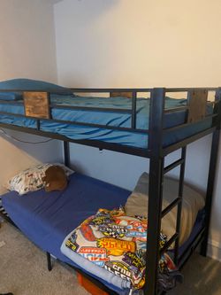 Bunk bed