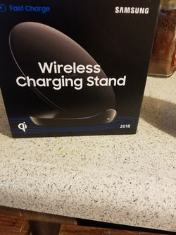 Wireless charging stand