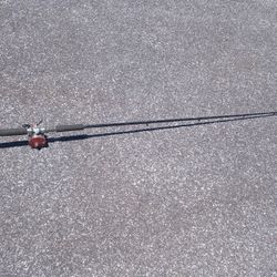 Penn Reels Rod And Reel In GREAT CONDITION Works Perfect 