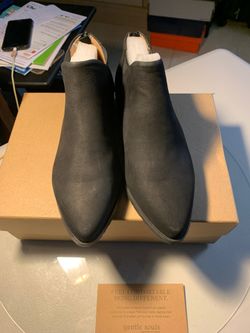 Gentle souls by Kenneth Cole 5.5 M shoes for ladies