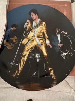 Elvis plates