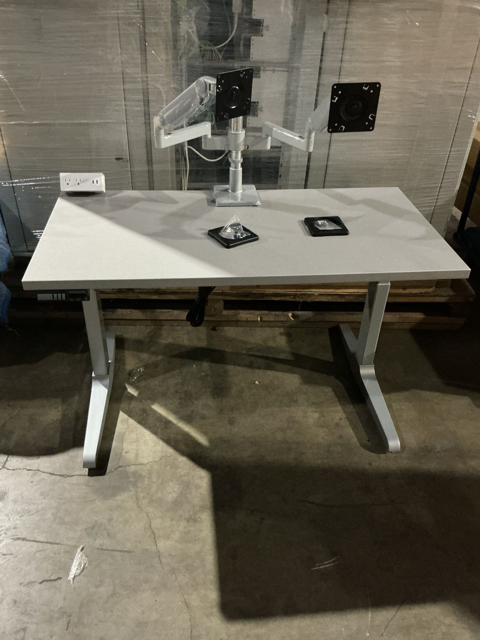 High Adjustable With Monitor Arm
