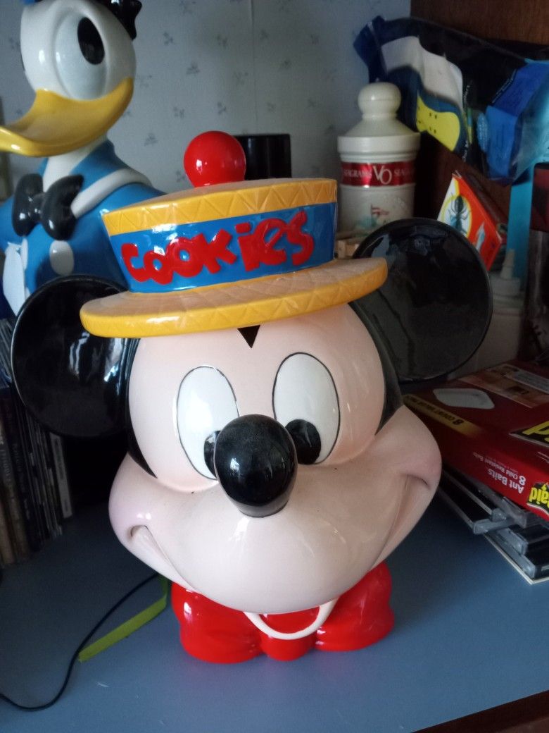 Mickie Mouse Cookie Jar