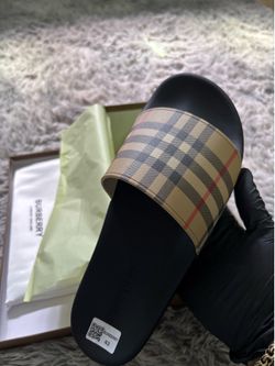 Burbbery slides
