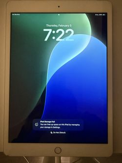 iPad 7th Generation ( Locked Great Conditions)