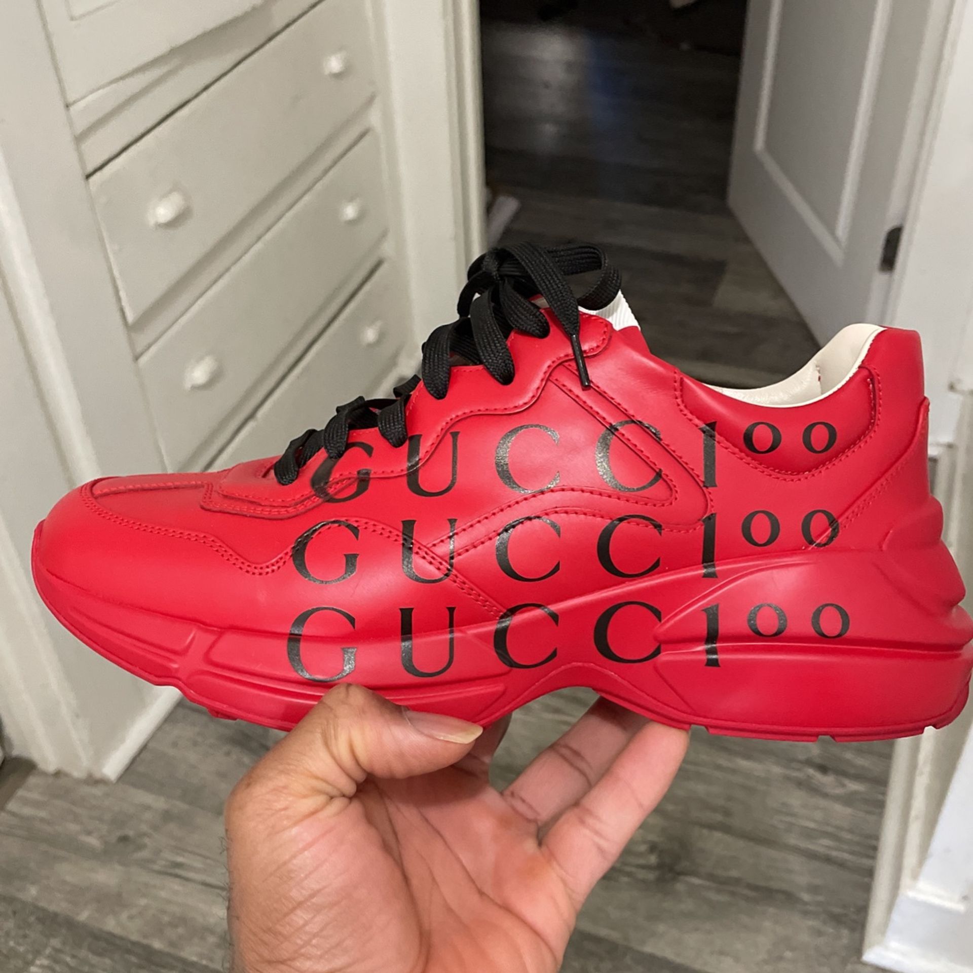 Gucci Sneakers