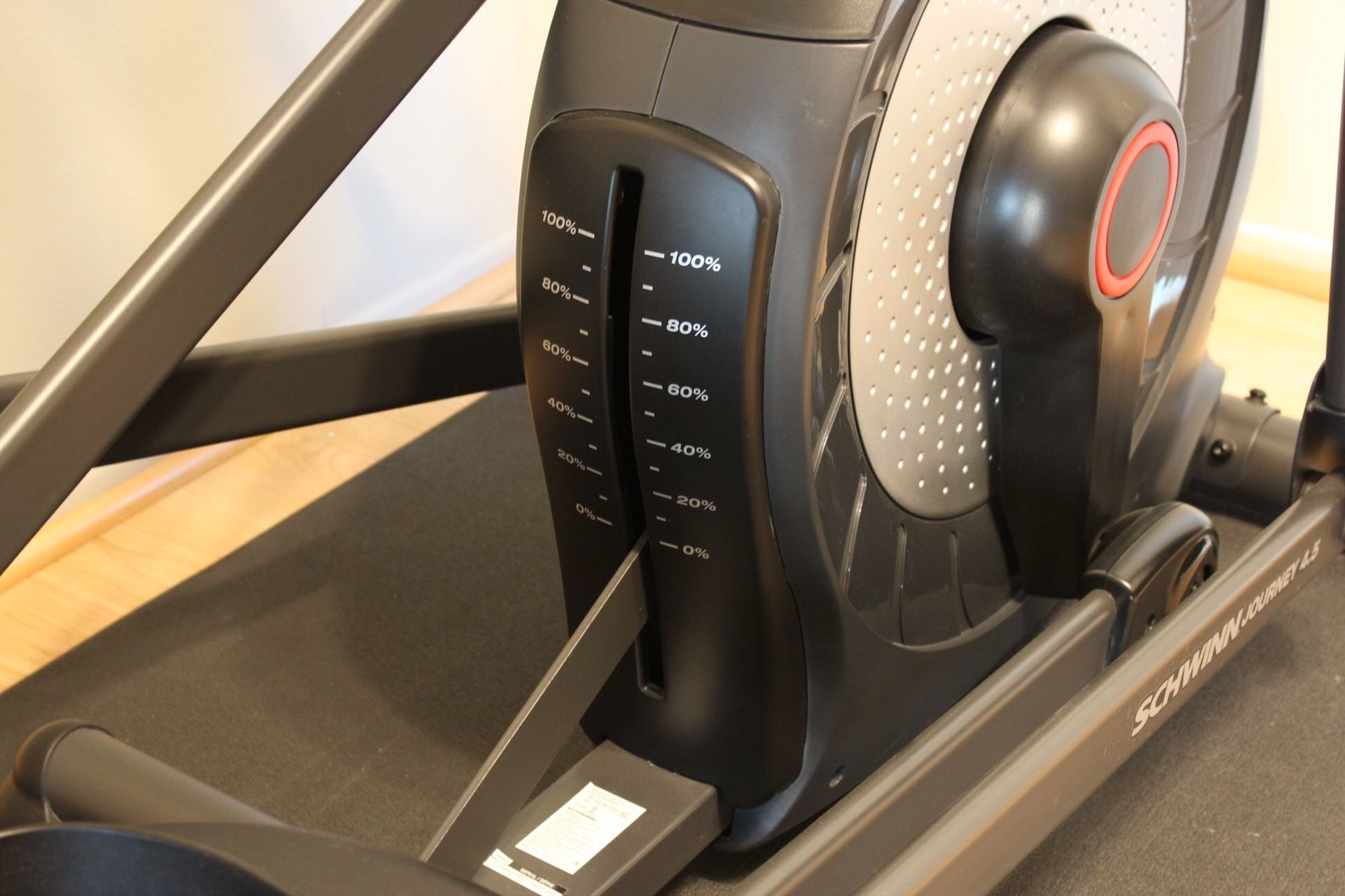 Schwinn 470 Journey 4.5 Elliptical CrossTrainer Exercise Workout