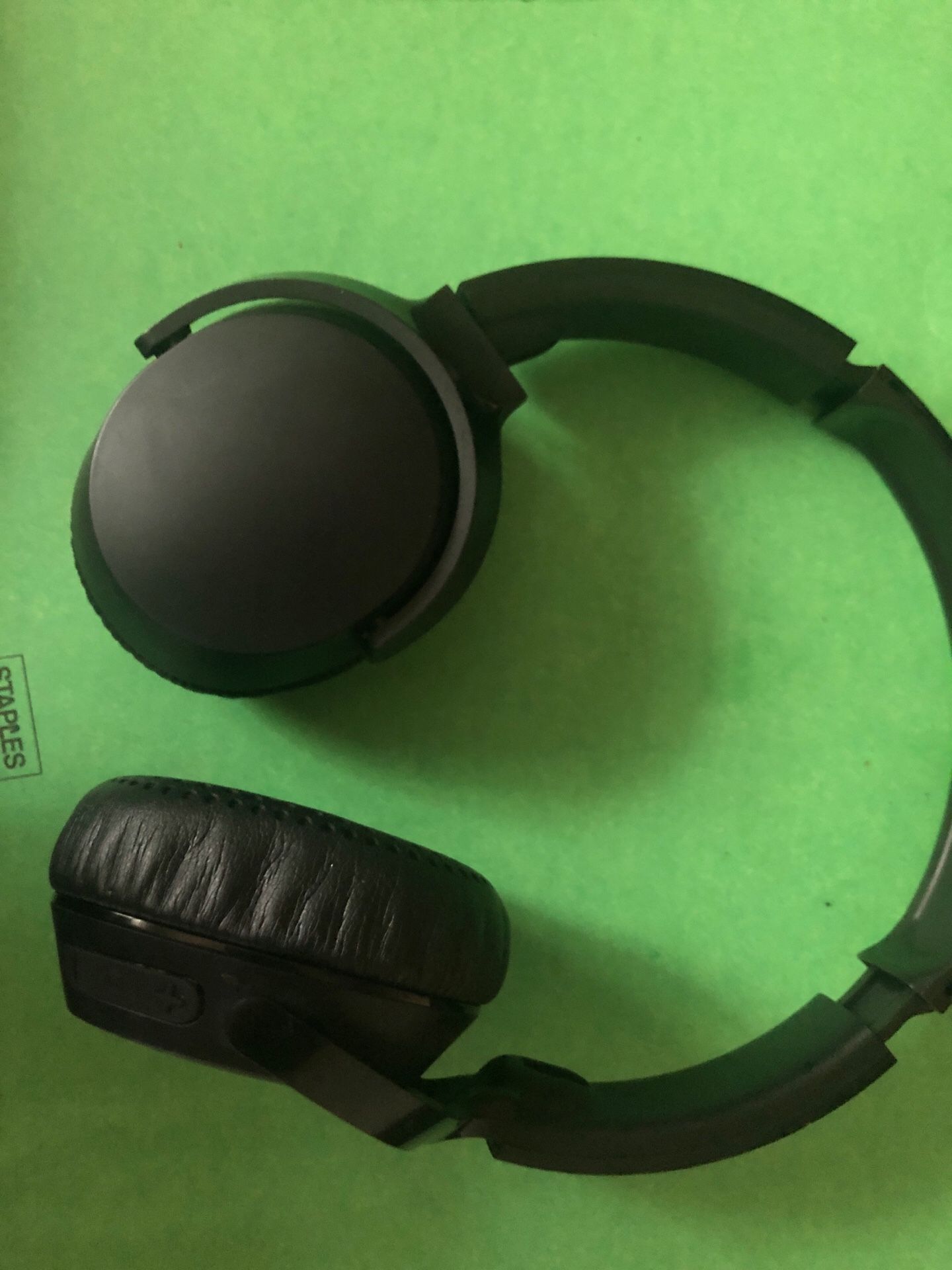 Skullcandy wireless headphones