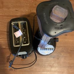 2-Slice Toaster and Oster 14 Speed Mixer & Grinder