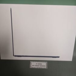 Apple MacBook Air 13 Inch M4 Chip Brand New - Black Friday Deals On Now! 