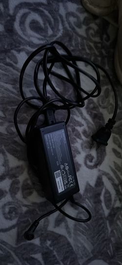 AC Adapter Model BRJ(contact info removed)0 14V 3A 42W Power Supply
